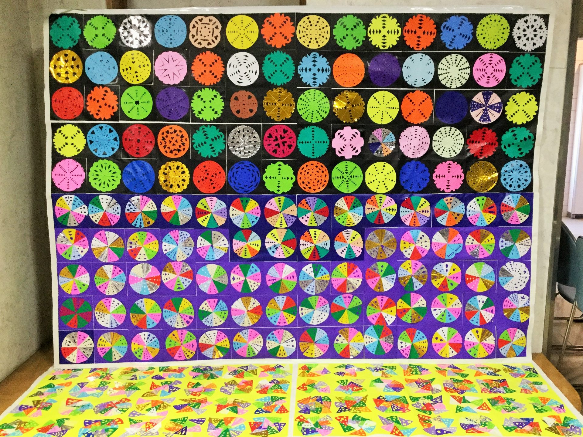 切り絵で花火 一期一会福祉会